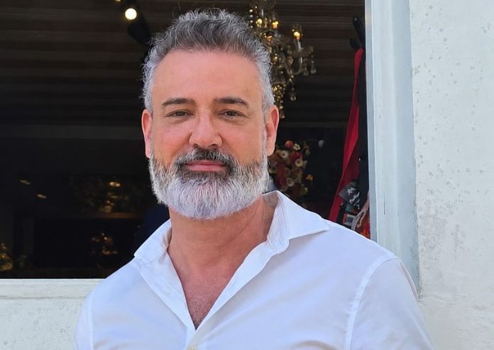 Paulo Navarro | Entrevista com Leônidas Oliveira