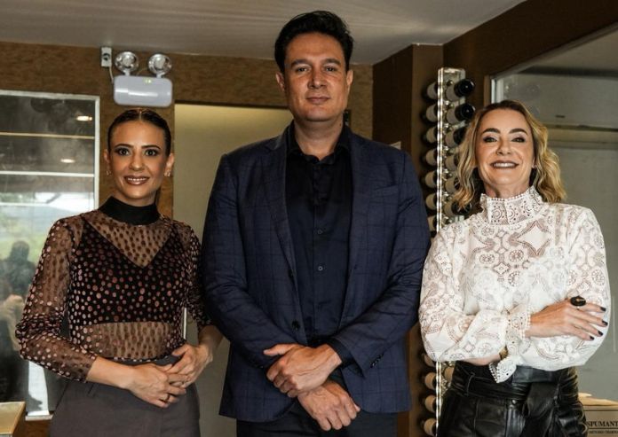 Domingo, 8 de fevereiro de 2026